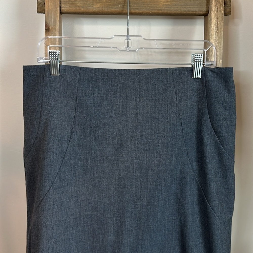 The Limited Collection Gray Pencil Skirt Size 12 in Fair Used Condition - Picture 3 of 16